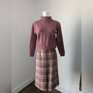 045_Vintage 1960's 70's pleated skirt